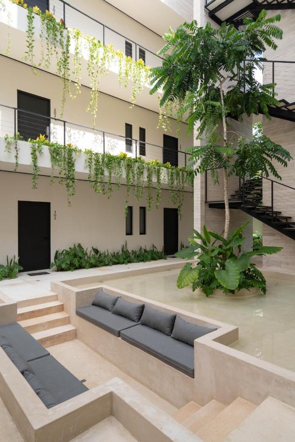 Stylish And Peaceful Jungle Studio At 525 툴룸 외부 사진