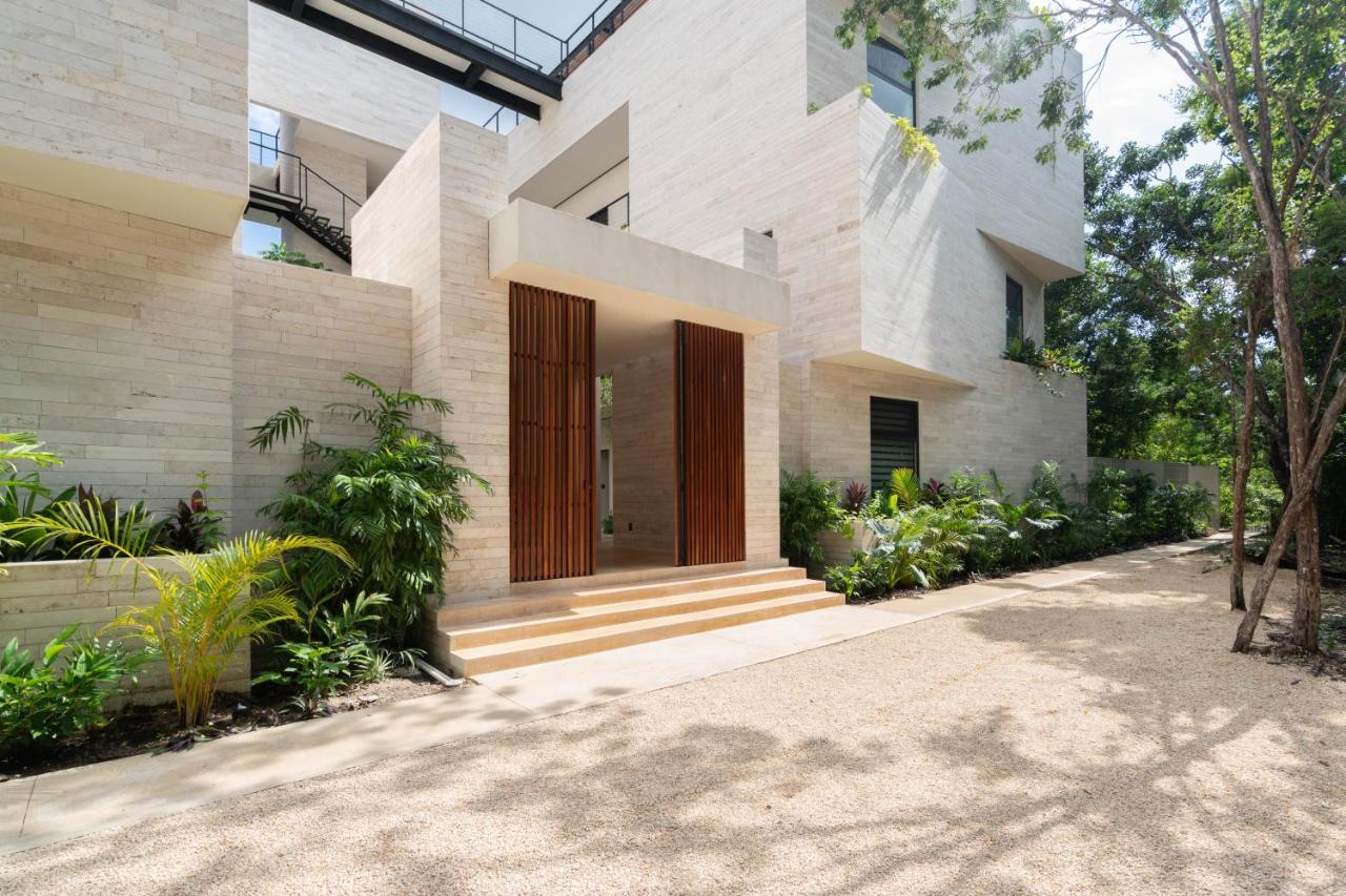 Stylish And Peaceful Jungle Studio At 525 툴룸 외부 사진